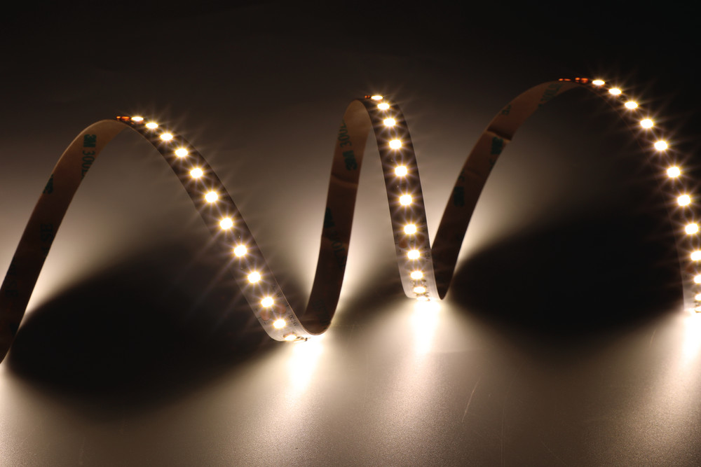 ULTRA LONG STRIP IP20 20MTR 3000K 24V 11W/M 935LM/M 120LED/M 10MM WIDTH 120 BEAM BAG PACK Recommended Driver HLG-320H-24A